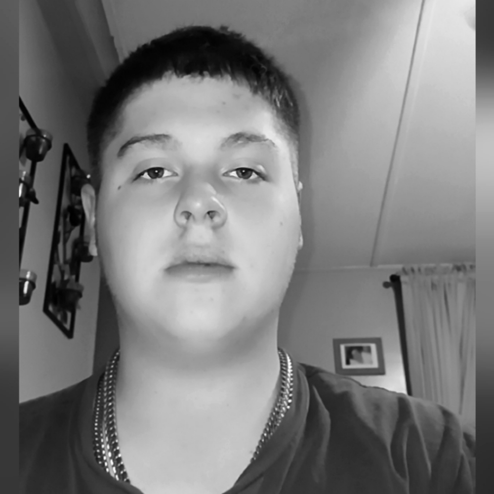 Meet your Posher, Ethan